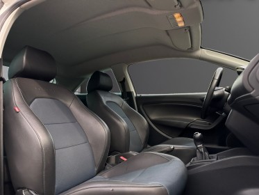 Seat ibiza 1.6 tdi 90 ch cr i tech plus - suivi complet/radar ar/gps/phares bi-xénon - garantie 12 mois occasion simplicicar...