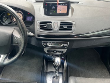 Renault megane iii berline dci 110 bose edition edc e6, caméra de recul, radar avant, garantie 12 mois. occasion simplicicar...