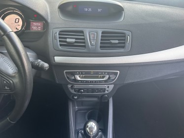 Renault megane iii coupe tce 115 energy eco2 intens - radar de recul - bluetooth - garantie 12 mois occasion simplicicar...