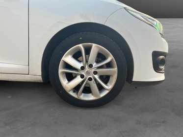 Renault megane iii coupe tce 115 energy eco2 intens - radar de recul - bluetooth - garantie 12 mois occasion simplicicar...