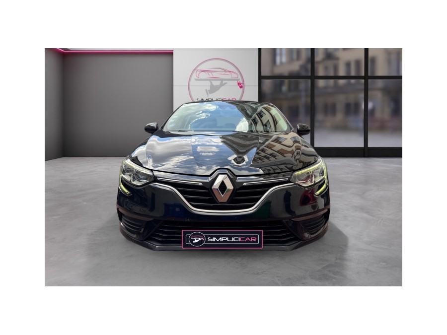 RENAULT d'occasion MEGANE TCE 115 LIFE de 2019 Le Raincy (93)﻿