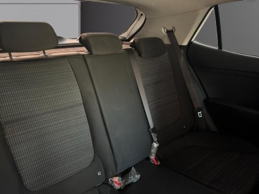 Kia stonic 1.0 t-gdi 100 ch dct7 active occasion simplicicar guadeloupe  simplicicar simplicibike france