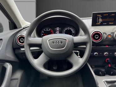 Audi a3 sportback 1.2 tfsi 110 attraction/siÈges chauffants/rÉtroviseurs dÉgivrants/radar stationnement av ar occasion...