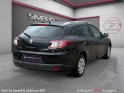 Renault megane iii estate 1.5 dci 110  limited carte mains libres régulateur clim auto gps garantie 12 mois occasion troyes...