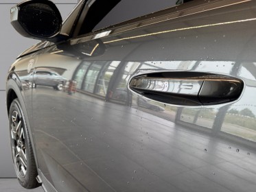 Peugeot 3008 hybrid 180 e-eat8 allure pack int ambiance led - camera - keyless go - compteur digital - charge  induction...