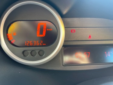 Renault twingo ii 1.2 lev 16v 75 eco2 dynamique clim/toit ouvrant/régulateur garantie 12 mois occasion simplicicar caen ...