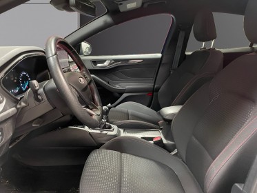 Ford focus 1.0 ecoboost 125 ss st line - garantie 12 mois occasion simplicicar lyon ouest simplicicar simplicibike france