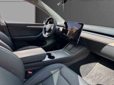 Tesla model y standard rwd, garantie tesla, siège chauffant av et ar, hayon électrique, caméra 360 occasion simplicicar...