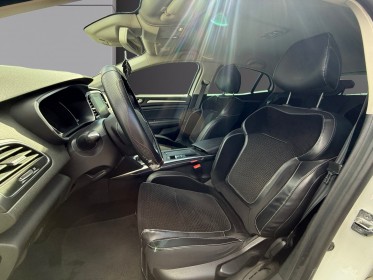 Renault megane iv berline dci 130 energy intens occasion simplicicar meaux simplicicar simplicibike france
