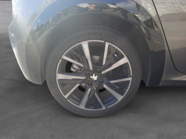 Peugeot 208 puretech 130 ss eat8 gt pack occasion montreuil (porte de vincennes)(75) simplicicar simplicibike france
