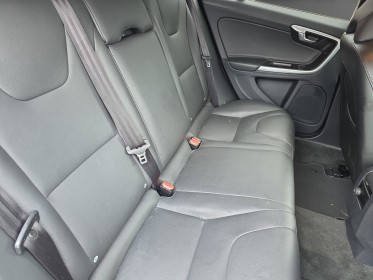 Volvo v60 cross country d3 150 ch summum //garantie 12 mois// occasion simplicicar lille  simplicicar simplicibike france