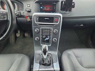 Volvo v60 cross country d3 150 ch summum //garantie 12 mois// occasion simplicicar lille  simplicicar simplicibike france