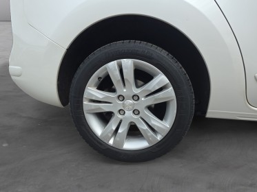 Peugeot 5008 1.6 bluehdi 120ch  bvm6 7 places allure //garantie 12 mois// occasion simplicicar lille  simplicicar...