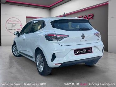 Renault clio v nouvelle e-tech full hybrid 145 evolution occasion simplicicar livry gargan simplicicar simplicibike france