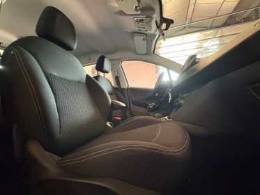 Peugeot 208 business luehdi 100ch ss bvm5 active business garantie 12 mois occasion  simplicicar aix les bains simplicicar...