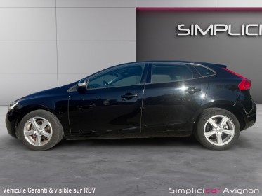 Volvo v40 d2 120 momentum / entretien full chez vovlo distri  vidange occasion avignon (84) simplicicar simplicibike france