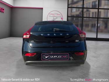 Volvo v40 d2 120 momentum / entretien full chez vovlo distri  vidange occasion avignon (84) simplicicar simplicibike france