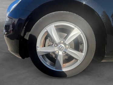 Volvo v40 d2 120 momentum / entretien full chez vovlo distri  vidange occasion avignon (84) simplicicar simplicibike france