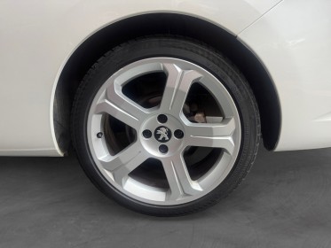 Peugeot 308 cc 2.0 hdi 163ch fap white  black edition occasion simplicicar pau simplicicar simplicibike france