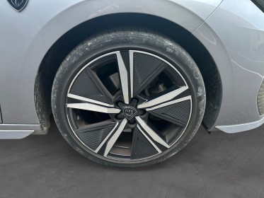Peugeot 308 gt bluehdi 130ch ss eat8 toit ouvrant - garantie 12 mois occasion simplicicar vienne simplicicar simplicibike...