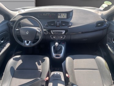 Renault scenic iii dci 130 bose garantie 12mois occasion parc voitures beauvais simplicicar simplicibike france