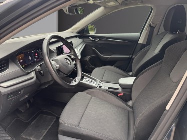 Skoda octavia combi 2.0 tdi 150 ch dsg7 ambition carplay garantie 12 mois occasion simplicicar mery-sur-oise simplicicar...