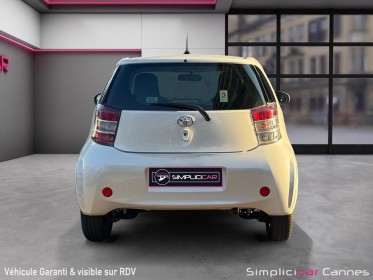 Toyota iq vvt-i iq 68 occasion cannes (06) simplicicar simplicibike france