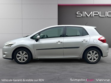 Toyota auris 90 d-4d dynamic - garantie 12 mois occasion simplicicar vienne simplicicar simplicibike france