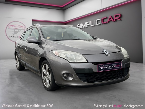 Renault megane iii estate 1.9 dci 130 eco2 estate iii distri ok privilège occasion avignon (84) simplicicar simplicibike...