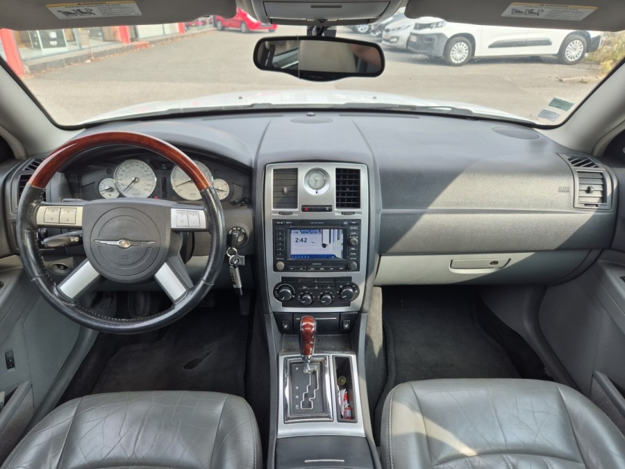 CHRYSLER d'occasion 300C 5.7 HEMI 340 de 2004 Arras (62)﻿