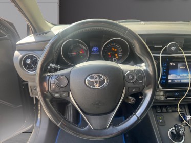 Toyota auris touring sports hybride 136h design / camÉra de recul / garantie 12 mois occasion paris 17ème (75)(porte...