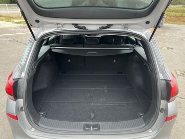 Hyundai i30 sw 1.6 crdi 115  dct-7 business occasion simplicicar rennes simplicicar simplicibike france