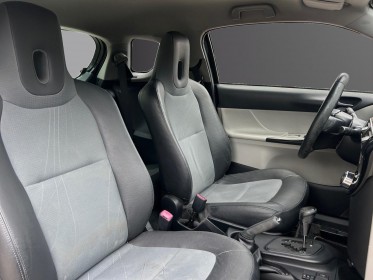 Toyota iq iconic 4 places / boite automatique / edition spécial haut de gamme occasion  simplicicar nice - pfvauto...