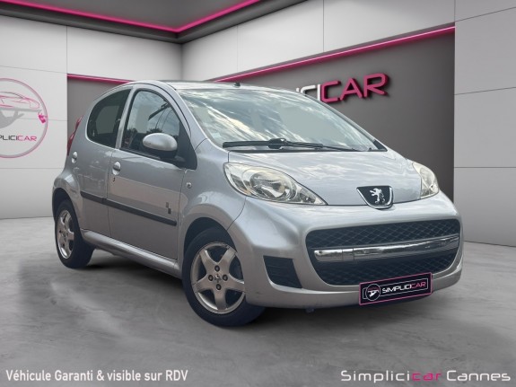 Peugeot 107 1.0e 12v 68ch blue lion urban occasion cannes (06) simplicicar simplicibike france