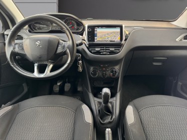 Peugeot 208 1.2 puretech 82ch bvm5 style garantie 12 mois occasion simplicicar toulon est simplicicar simplicibike france