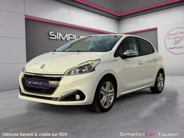 Peugeot 208 1.2 puretech 82ch bvm5 style garantie 12 mois occasion simplicicar toulon est simplicicar simplicibike france