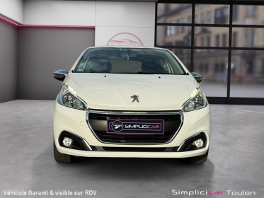 Peugeot 208 1.2 puretech 82ch bvm5 style garantie 12 mois occasion simplicicar toulon est simplicicar simplicibike france