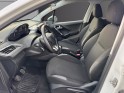 Peugeot 208 1.2 puretech 82ch bvm5 style garantie 12 mois occasion simplicicar toulon est simplicicar simplicibike france