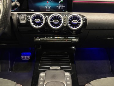 Mercedes classe a 200 amg line  toit ouvrant apple carplay siÉges electrique chauffants camera de recul garantie 12 mois...