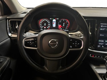 Volvo v60 d4 190 ch geartronic 8 inscription luxe - toit ouvrant - garantie 12 mois occasion simplicicar bretigny-sur-orge...