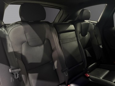 Volvo xc60 twin engine hybride 303 ch  87 ch r-design occasion simplicicar magny-en-vexin simplicicar simplicibike france