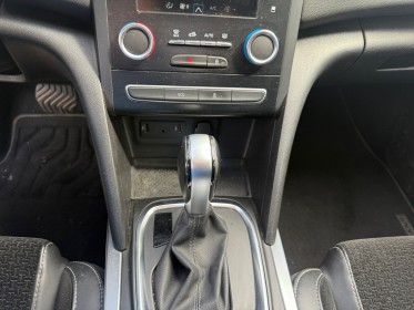 Renault megane iv berline tce 140 edc fap intens occasion simplicicar meaux simplicicar simplicibike france