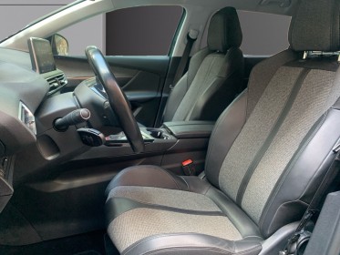 Peugeot 5008 puretech 130ch ss bvm6 allure 7 places courroie changee camera car play entretiens peugeot garantie 12 mois...