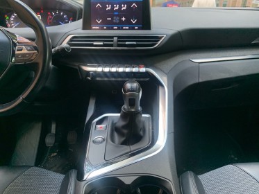 Peugeot 5008 puretech 130ch ss bvm6 allure 7 places courroie changee camera car play entretiens peugeot garantie 12 mois...