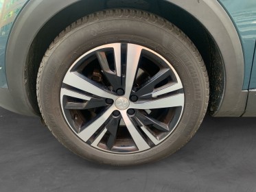 Peugeot 5008 puretech 130ch ss bvm6 allure 7 places courroie changee camera car play entretiens peugeot garantie 12 mois...