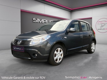Dacia sandero 1.2 16v 75 eco2 climatisation garantie 12 mois occasion simplicicar angers simplicicar simplicibike france