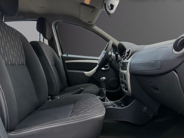 Dacia sandero 1.2 16v 75 eco2 climatisation garantie 12 mois occasion simplicicar angers simplicicar simplicibike france