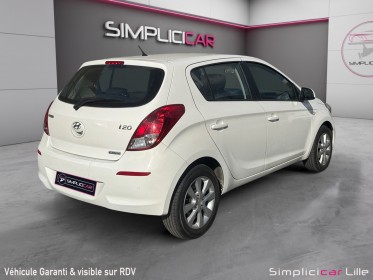 Hyundai i20 1.1 crdi 75 intuitive occasion simplicicar lille  simplicicar simplicibike france