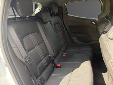 Renault clio v e-tech full hybrid 145 engineered - caméra de recul - carplay - son bose - garantie 12 mois occasion...