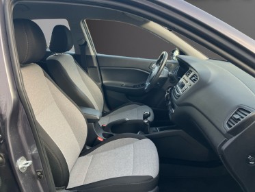 Hyundai i20 1.2 84ch intuitive plus/garantie 12 mois/clim auto/régulateur vit occasion toulouse (31) simplicicar...
